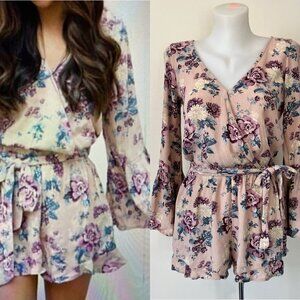 American Eagle AEO Romper Boho Jumper Floral  Western Pockets Ruffle Feminine XS